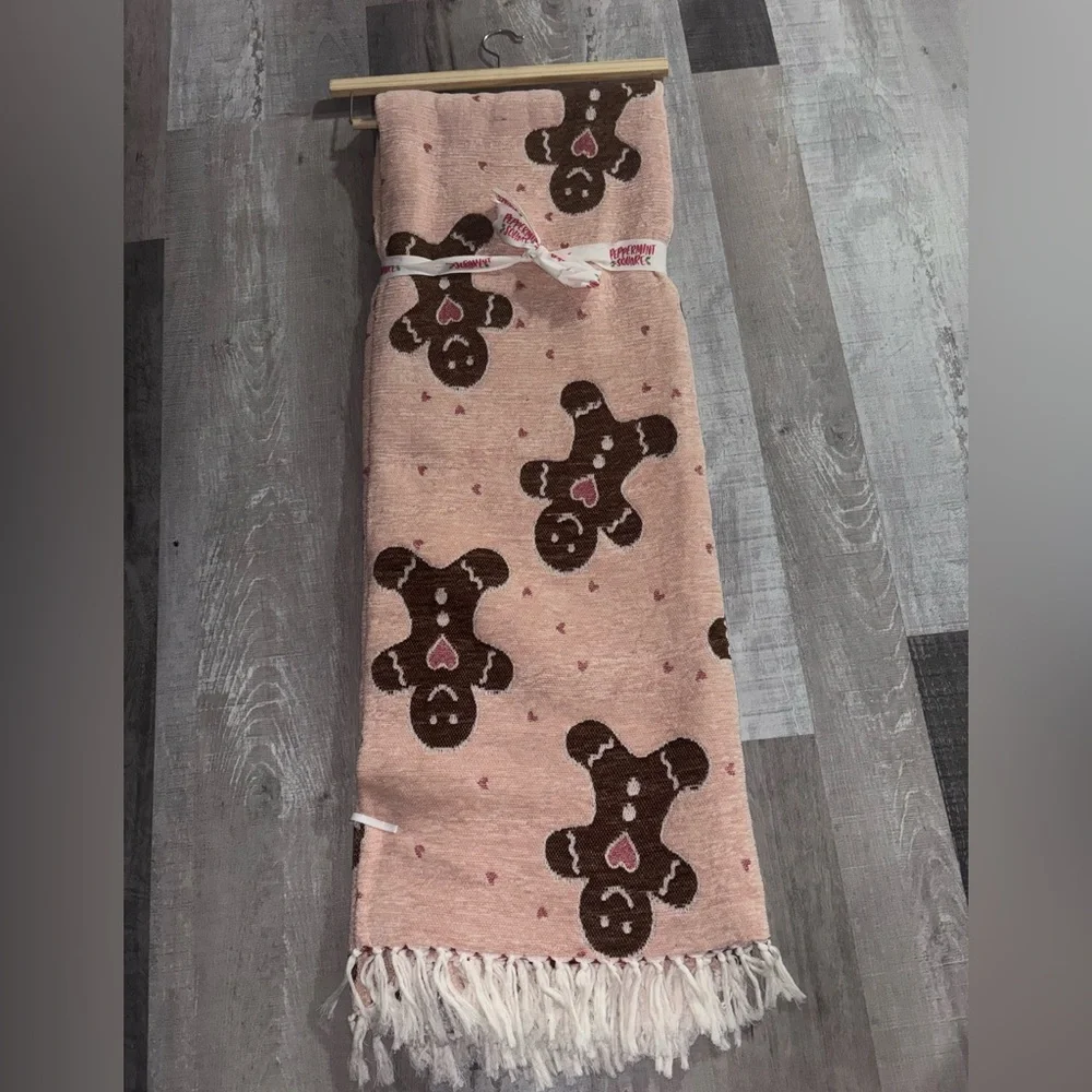 Peppermint 🎄charming pink